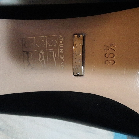 Gucci Malaga Kid leather mid heel pump with crystal G - Picture 12 of 15